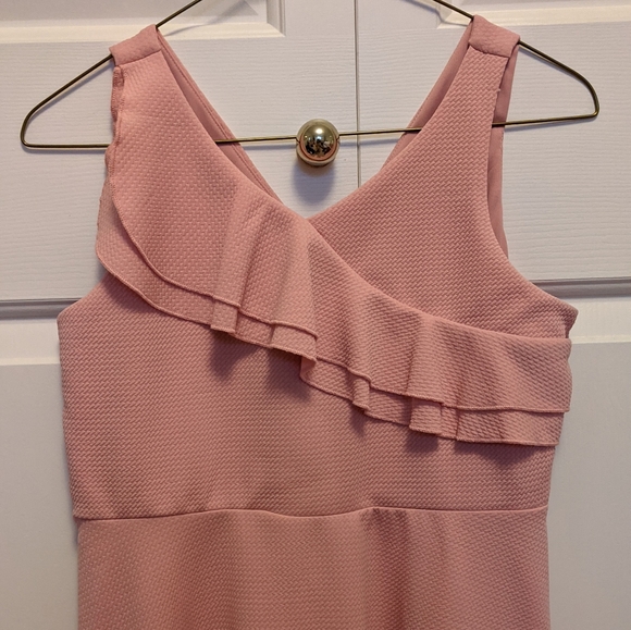 Girls pink formal dress - Picture 2 of 4